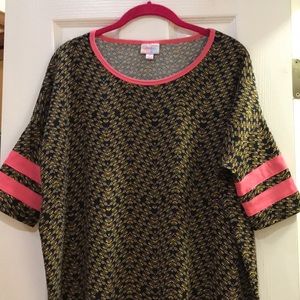 LuLaRoe Irma Top